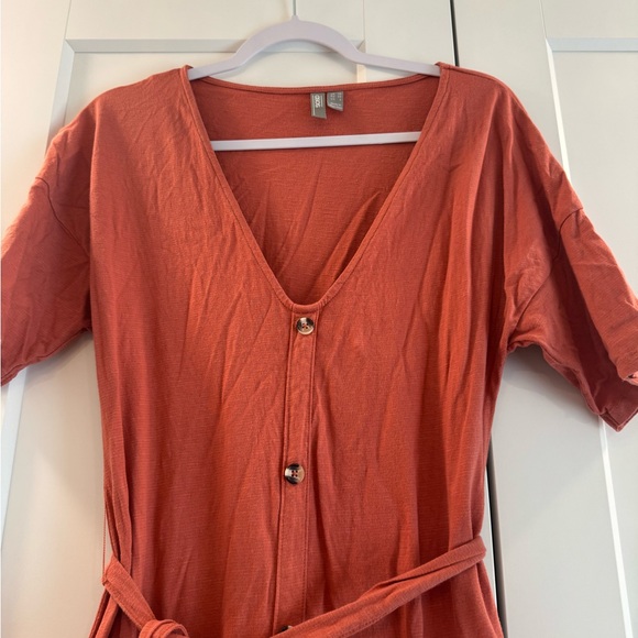 Elegant Rust Cotton Midi Dress - Picture 3 of 5